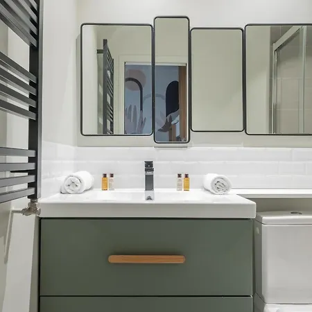 Hotel Veeve - Visual Virtue 4*