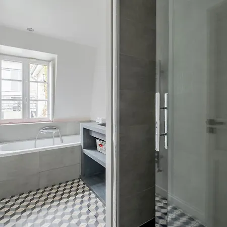 Veeve - Visual Virtue 4* Boulogne-Billancourt